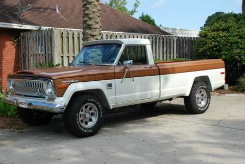 1973 Jeep J-4000 pickup truck for sale