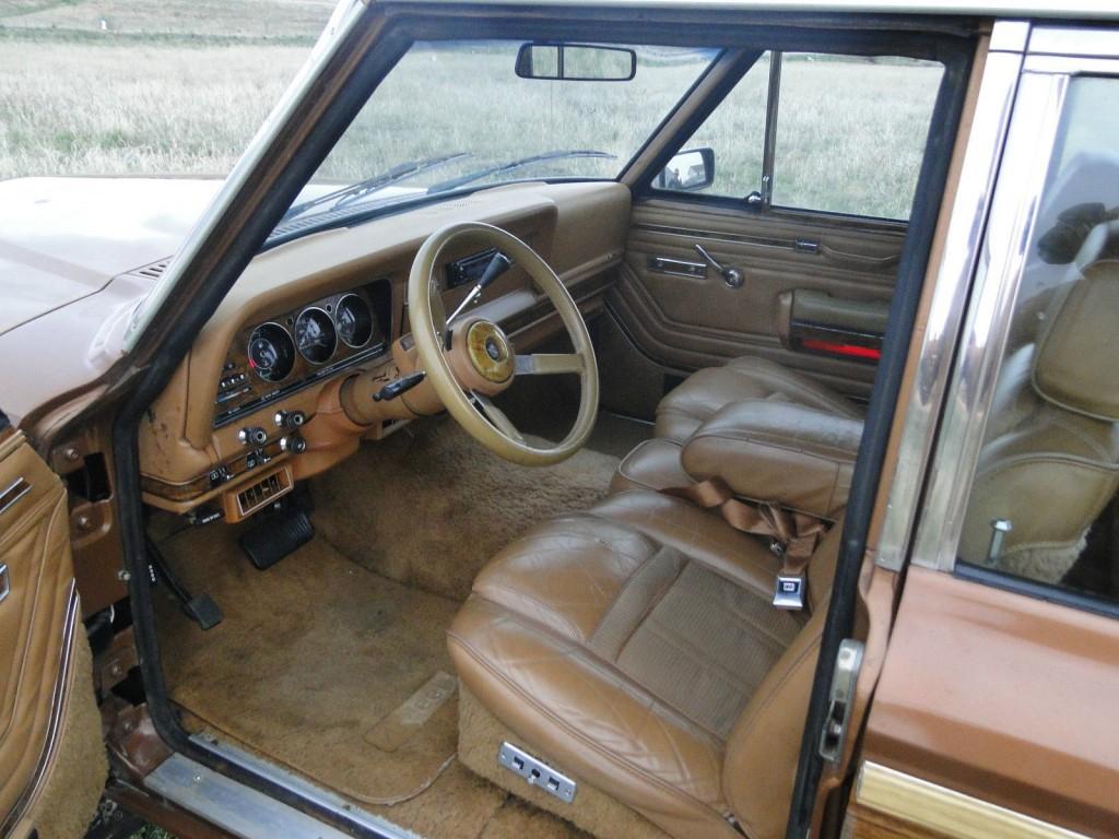 1985 AMC Jeep Grand Wagoneer