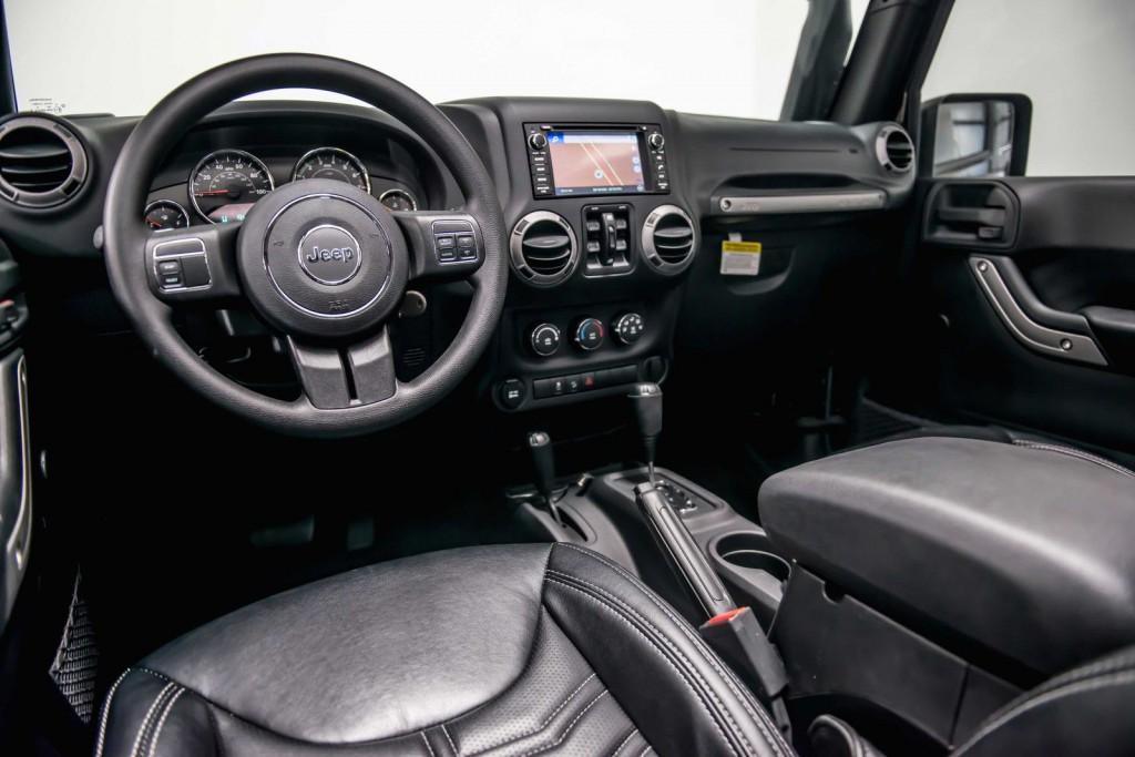 2.015 Jeep Wrangler Unlimited Sport 3.6L