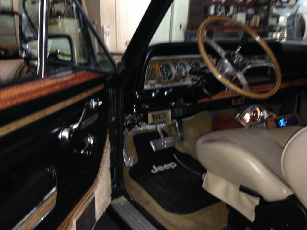 1978 Jeep Wagoneer Stainless