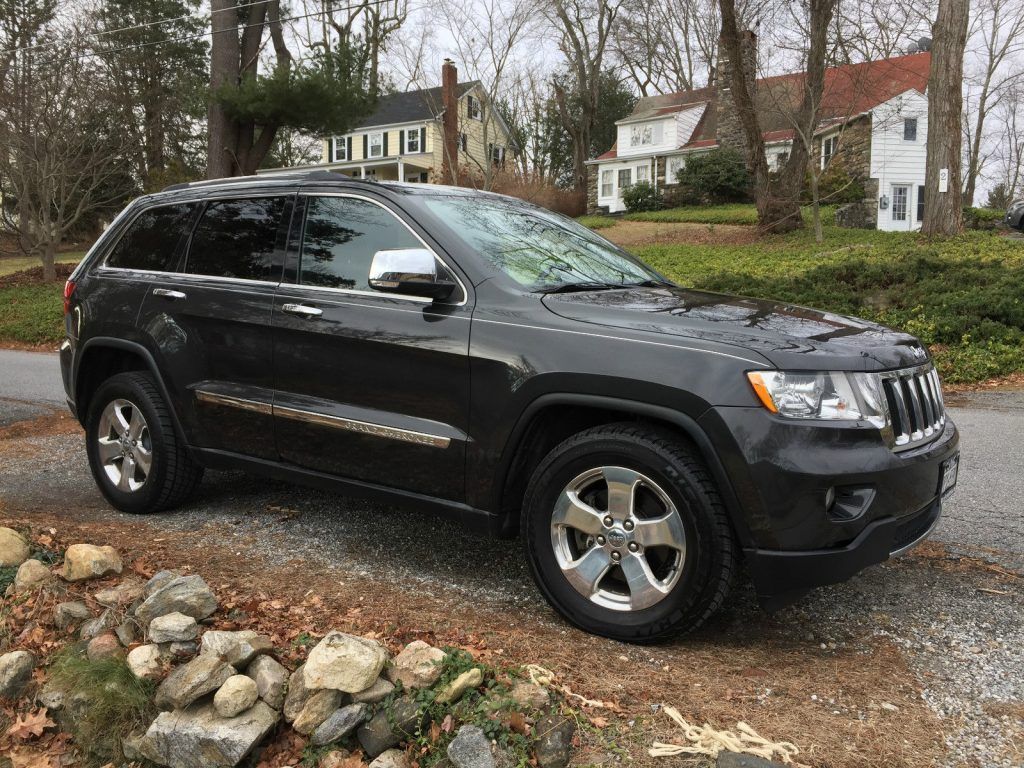 2011 Jeep Grand Cherokee Limited Sport