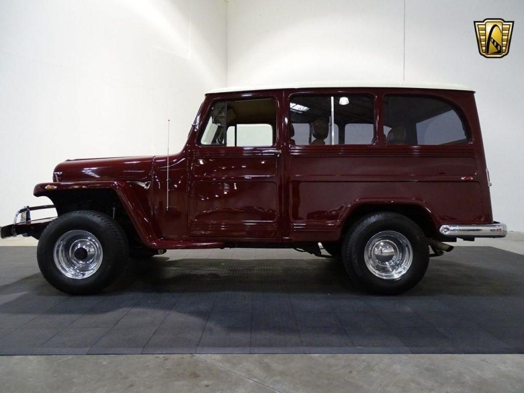 1962 Willys Jeep V8 4-Speed Automatic