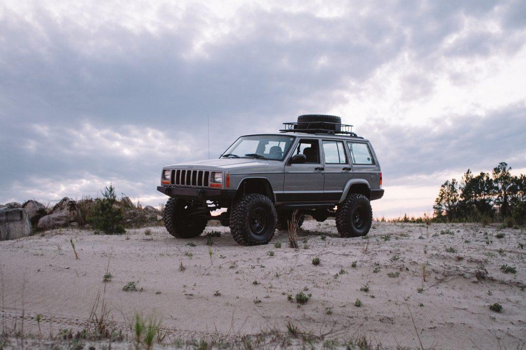 2000 jeep cherokee classic sport utility