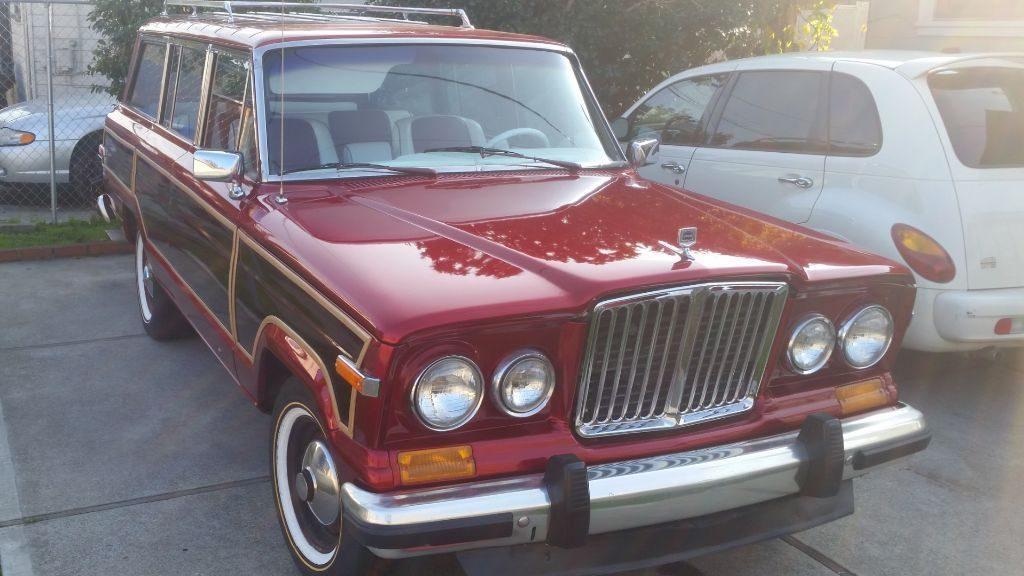 1987 Jeep Grand Wagoneer Custom