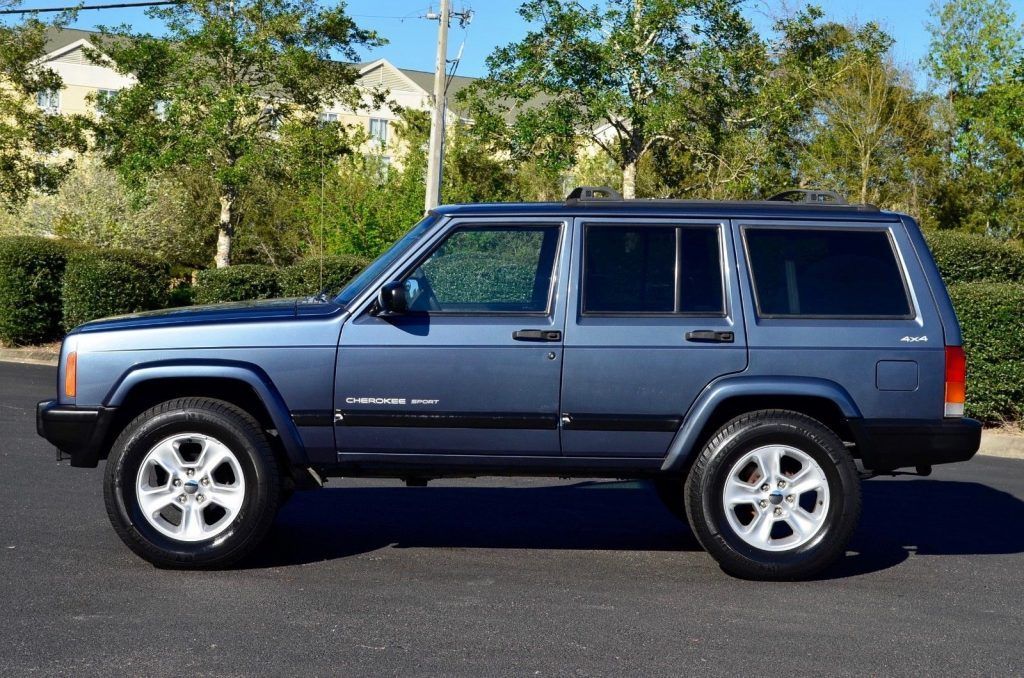 2001 Jeep Cherokee Sport XJ 4WD for sale