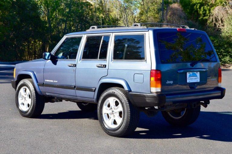 2001 Jeep Cherokee Sport XJ 4WD for sale