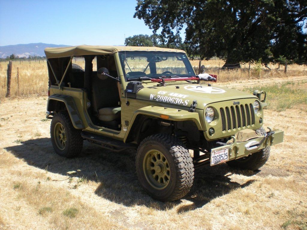 2013 Jeep Wrangler Rubicon Armytribute