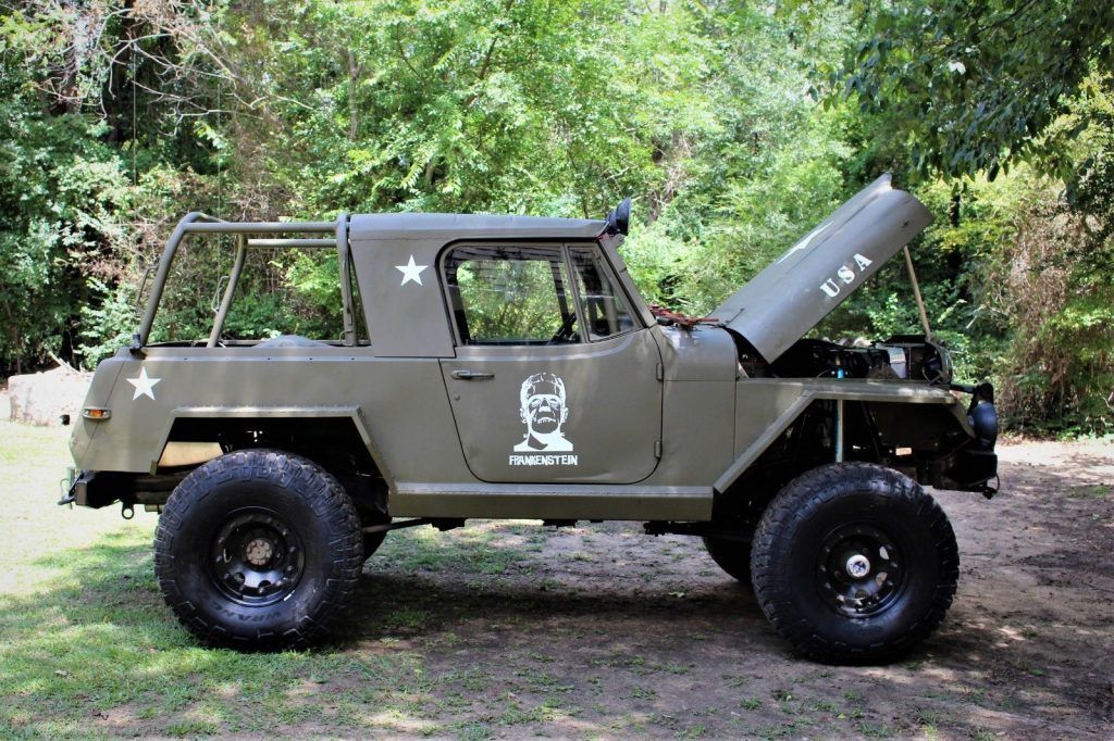 1967 Jeep Willys Jeepster Commando