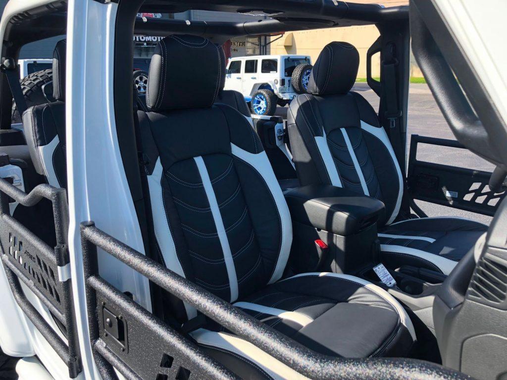 2018 Jeep Wrangler JL White OUT Custom Lifted Leather HARDTOP