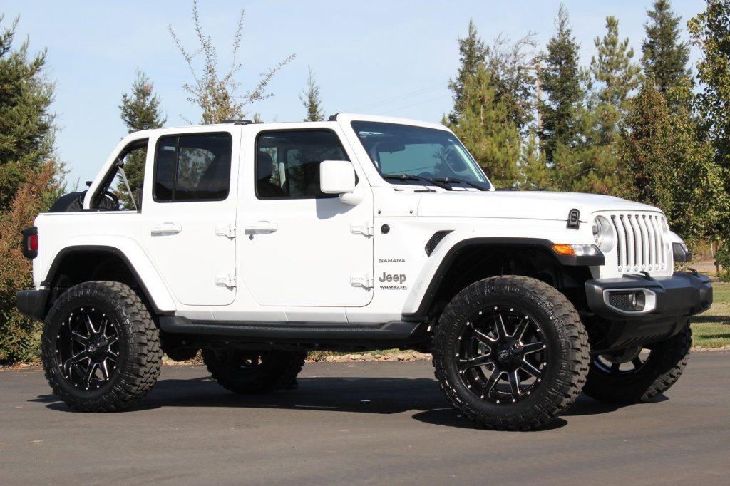 2018 Jeep Wrangler Sahara JL Unlimited Premium Lifted and