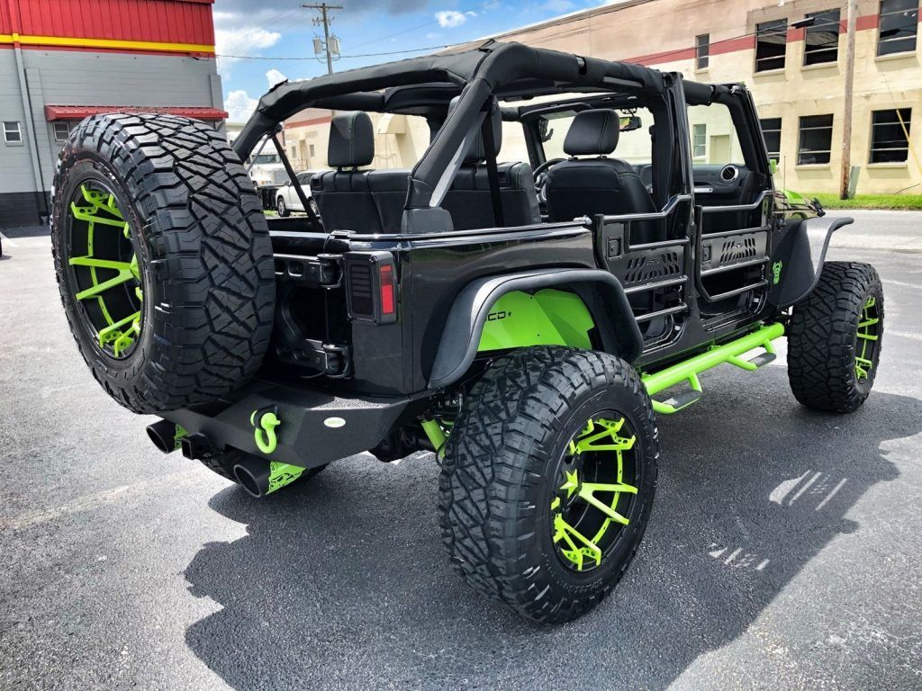 2018 Jeep Wrangler Rubicon Custom Lifted 37″ Nittos Leather DV8 OCD for