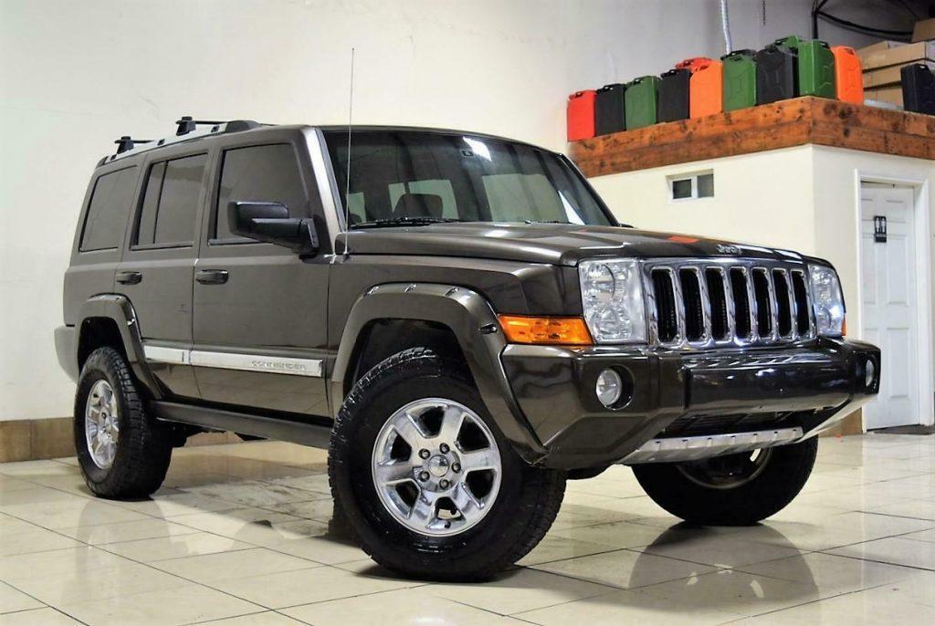 2006 Jeep Commander Limited Lifted OFF ROADING