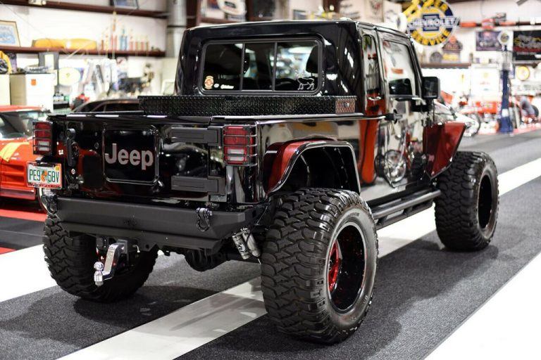 2012 Jeep Wrangler Wrangler Unlimited JK8 Lifted Fully CUSTOM for sale