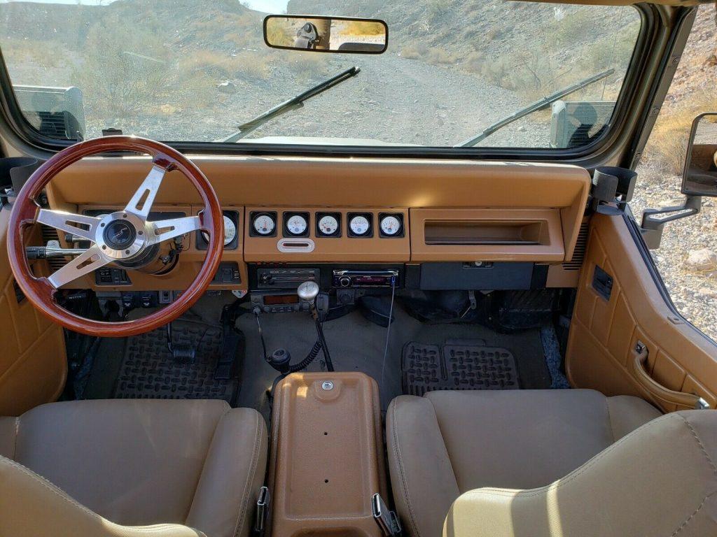 1988 Jeep Wrangler SAHARA YJ