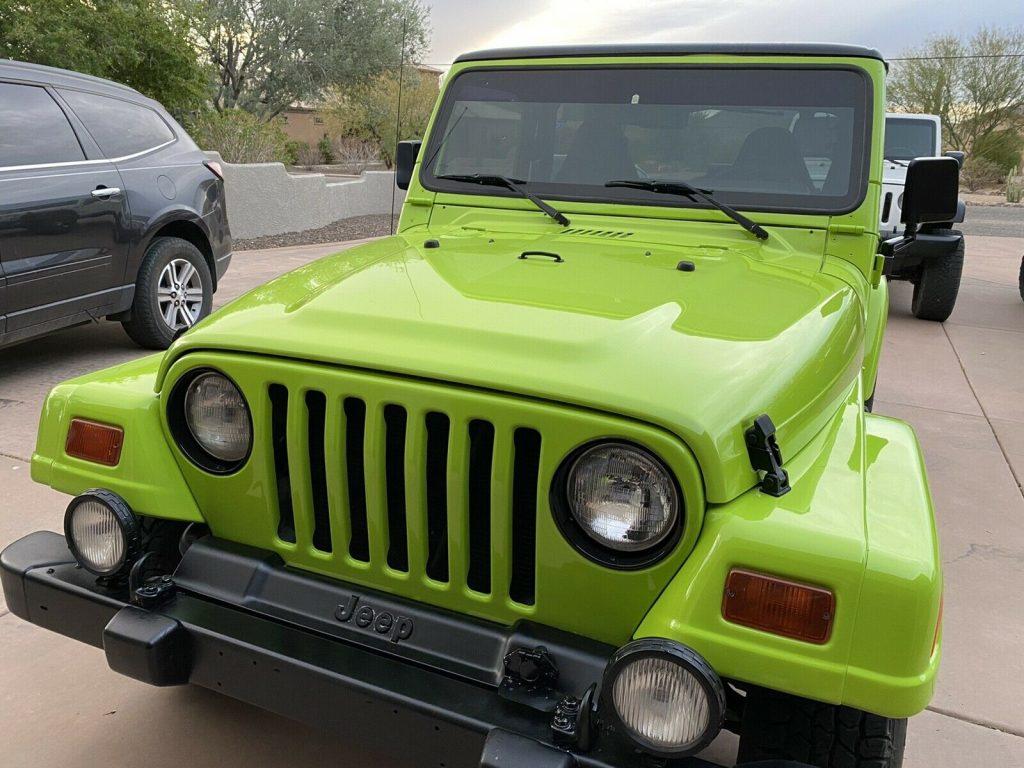 1998 Jeep Wrangler SAHARA