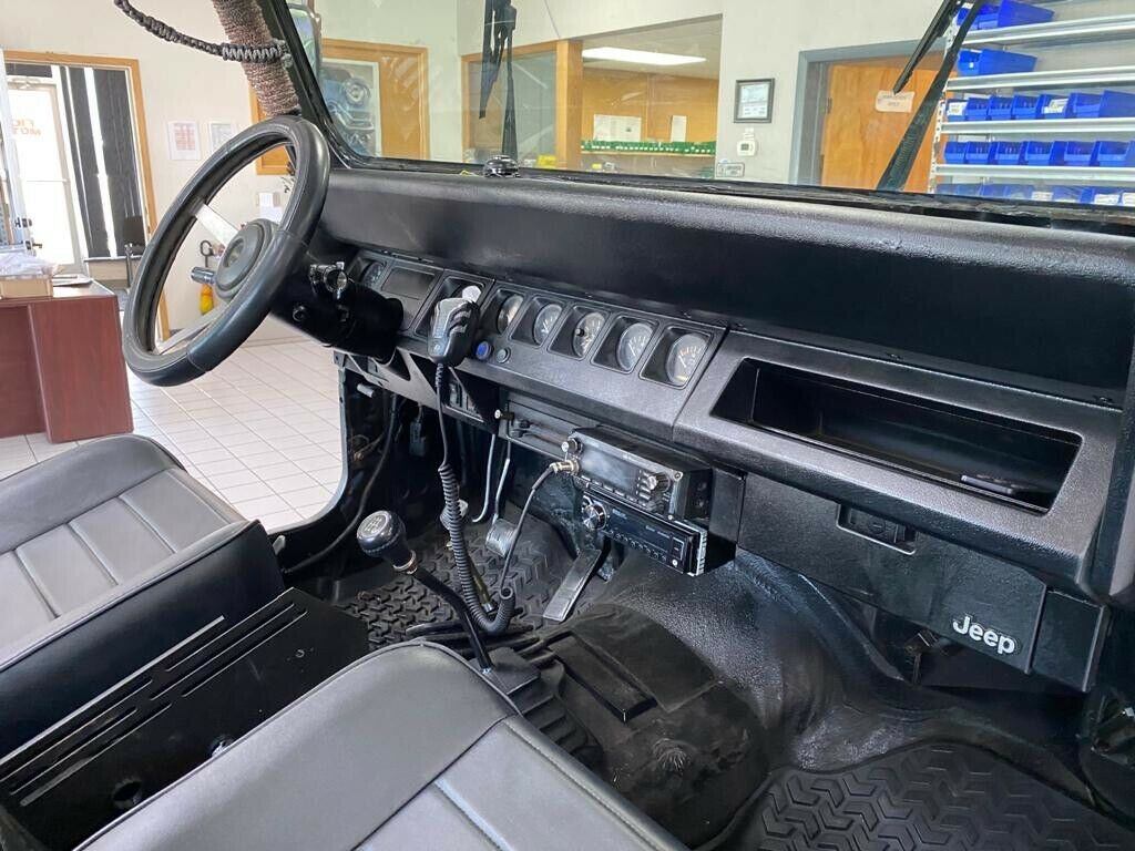 1988 Jeep Wrangler Sport