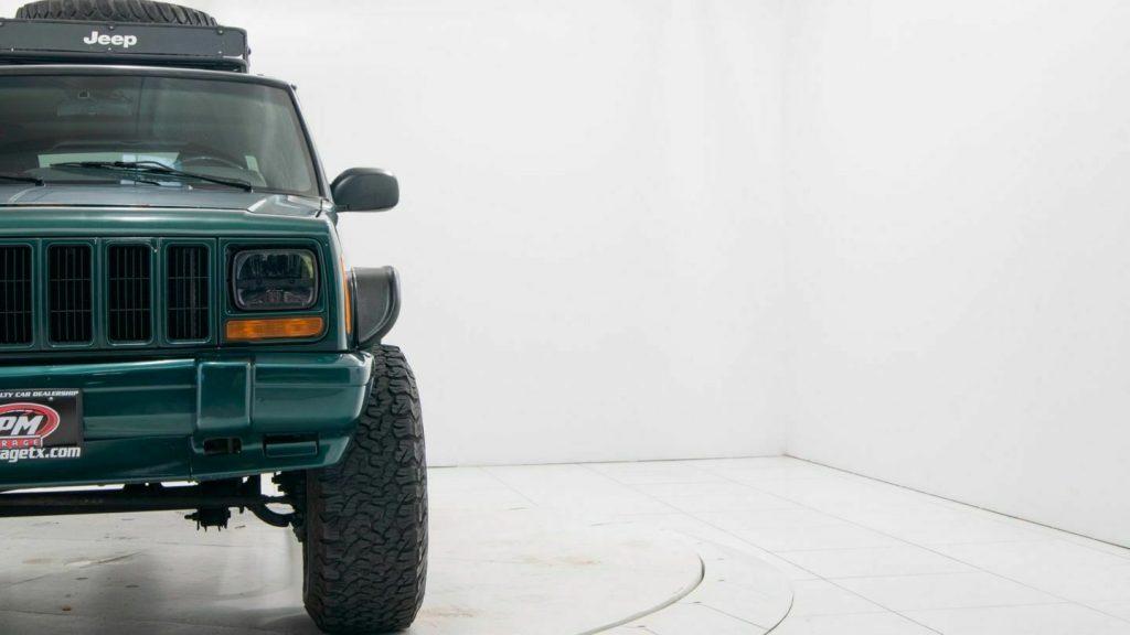 1999 Jeep Cherokee Sport Lifted with Upgrades