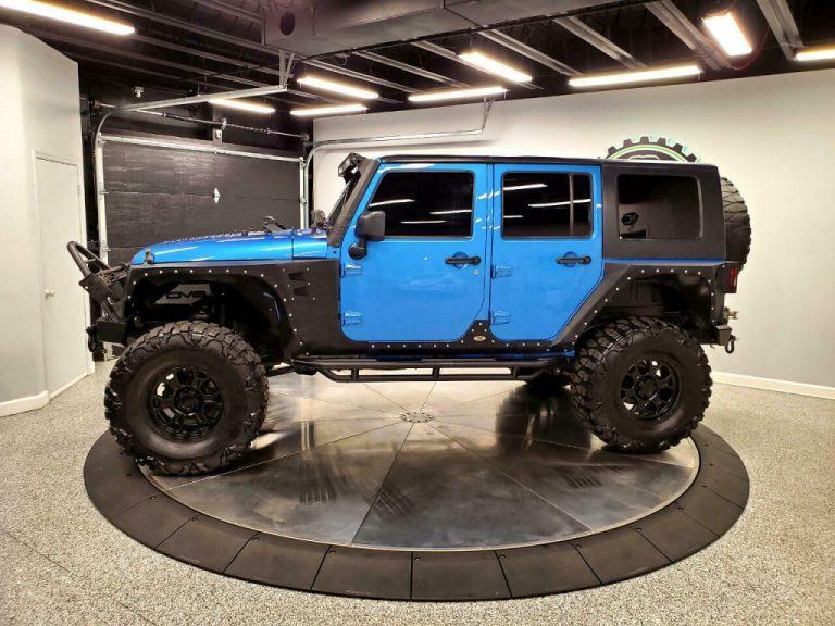 2010 Jeep Wrangler Unlimited Sport 4WD For Sale