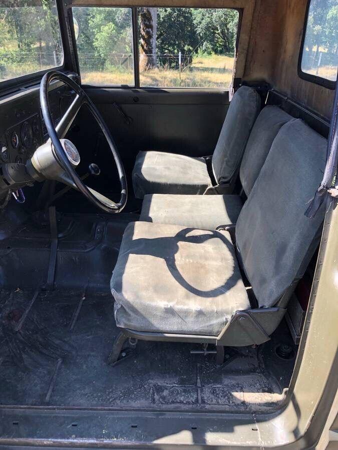 1967 Jeep m715
