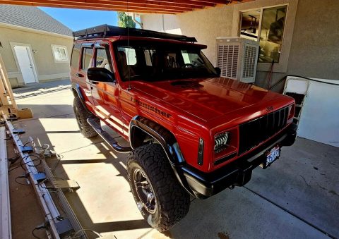 2000 Jeep Cherokee Classic for sale