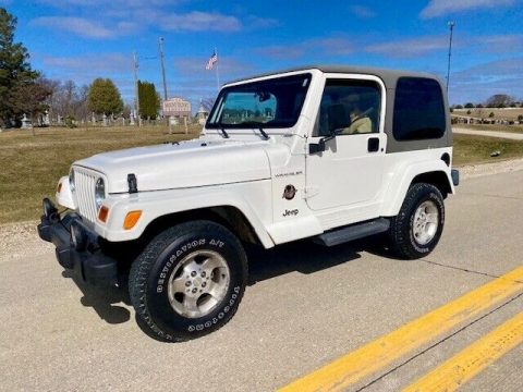 2002 Jeep Wrangler Sahara Low Miles Auto AC 6 cyl 4.0lt Clean HD Video!! for sale