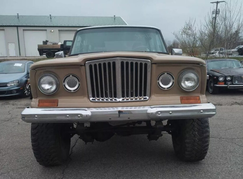 1968 Jeep Wagoneer