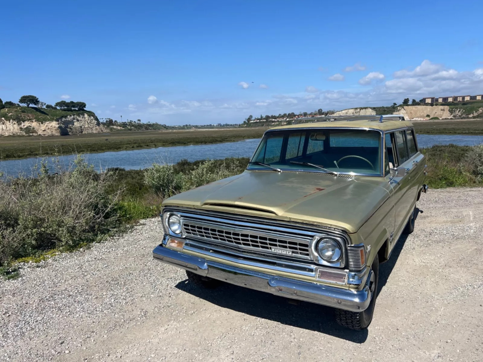 1971 Jeep Wagoneer