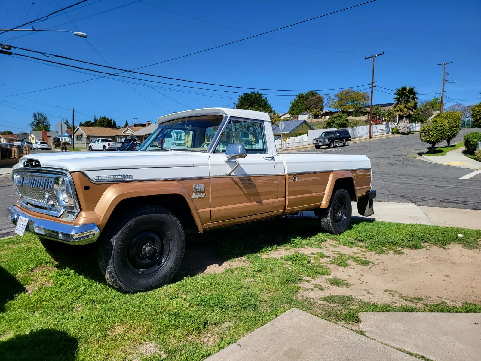 1973 Jeep J-4700 for sale