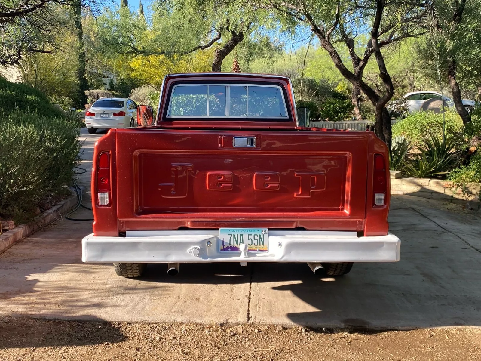 1979 Jeep J-20 Standard bed 3/4 ToN