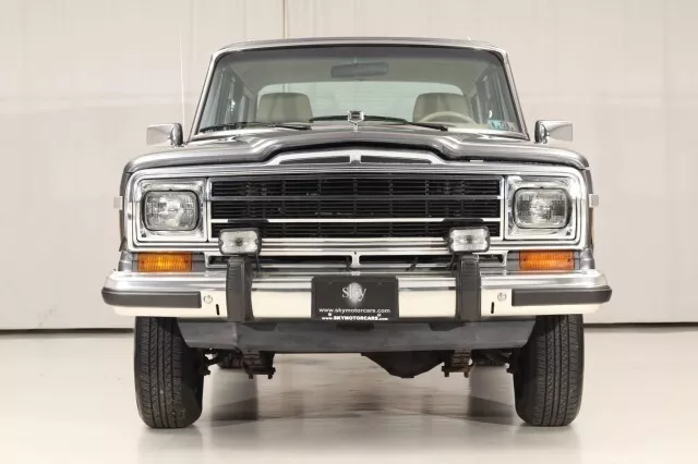 1990 Jeep Wagoneer 4WD