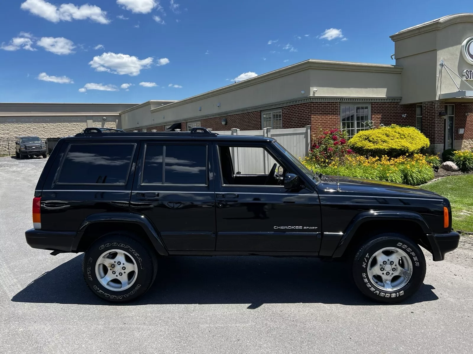 1999 Jeep Cherokee Sport