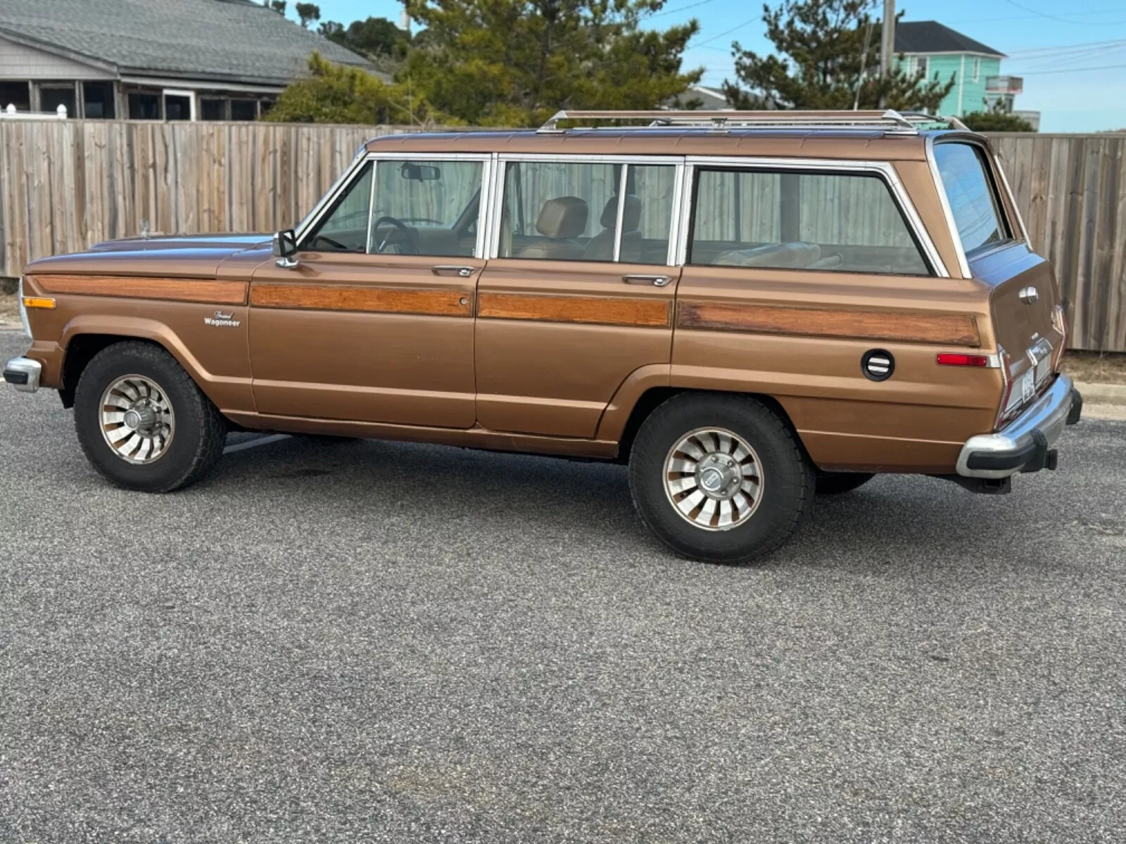 1986 Jeep Grand Wagoneer