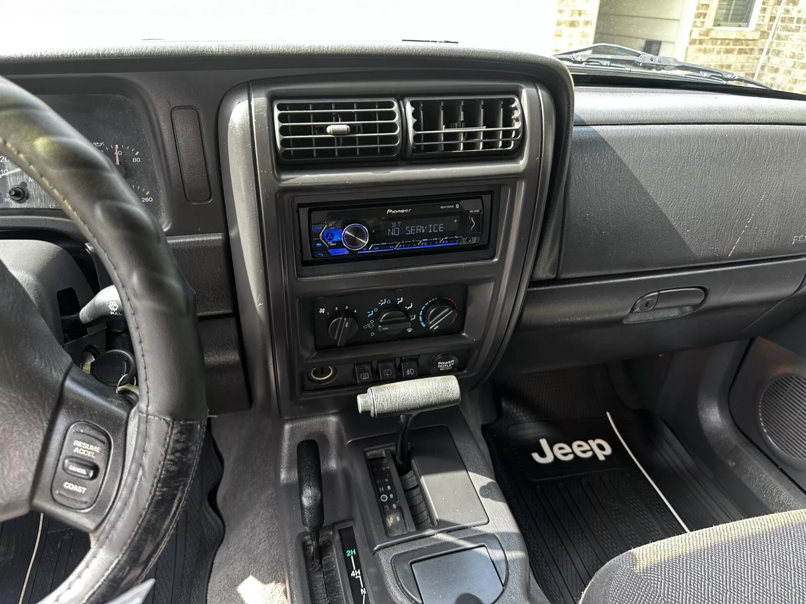 2001 Jeep Cherokee Classic