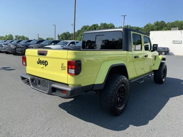 2023 Jeep Gladiator Sport