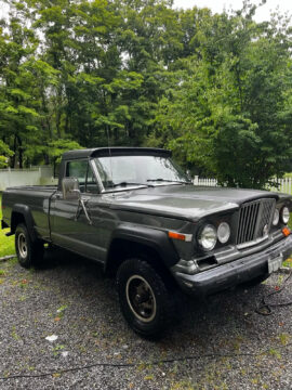 1979 Jeep J10 Black Bed Liner, Original Chrome for sale