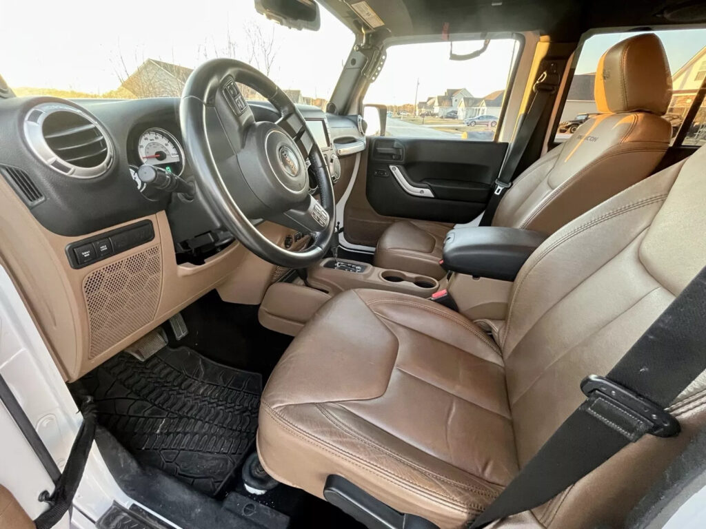 2013 Jeep Wrangler Rubicon–