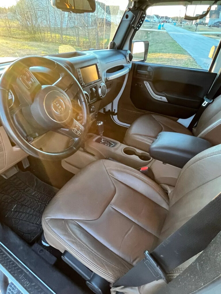 2013 Jeep Wrangler Rubicon–