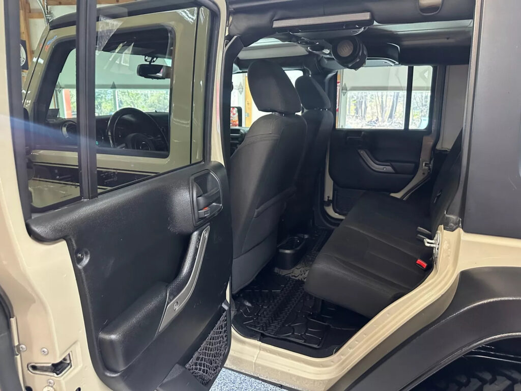 2018 Jeep Wrangler Unlimited Sport 4×4 Lifted 1 Owner Only 32,660 Orig Miles!