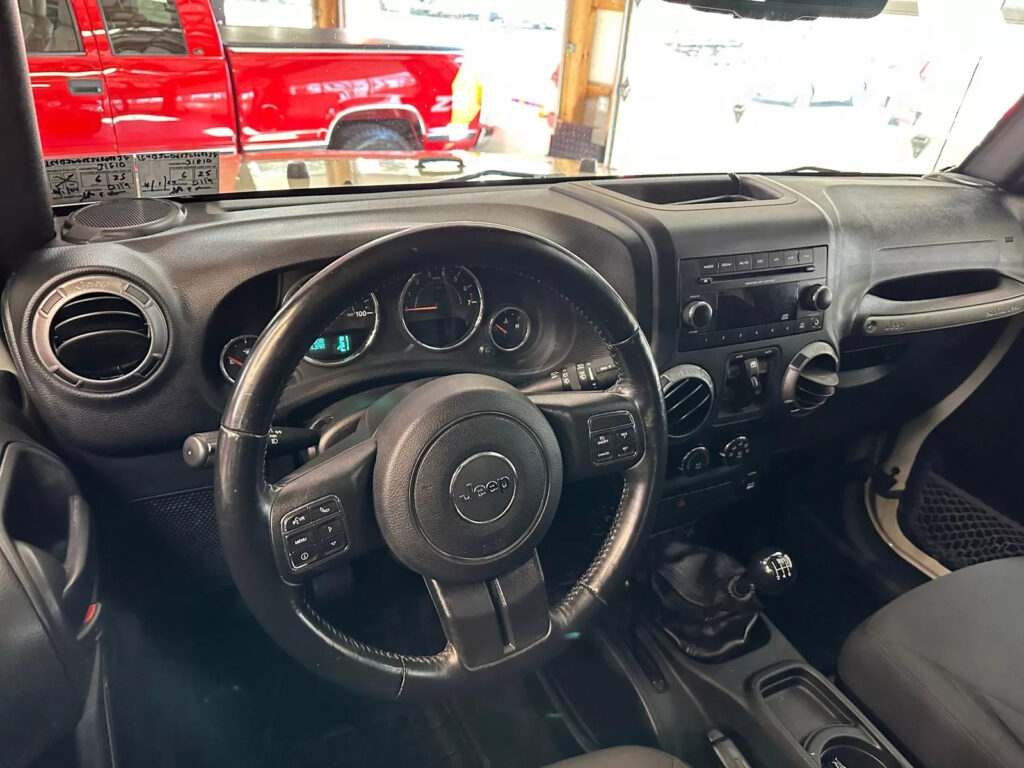 2018 Jeep Wrangler Unlimited Sport 4×4 Lifted 1 Owner Only 32,660 Orig Miles!