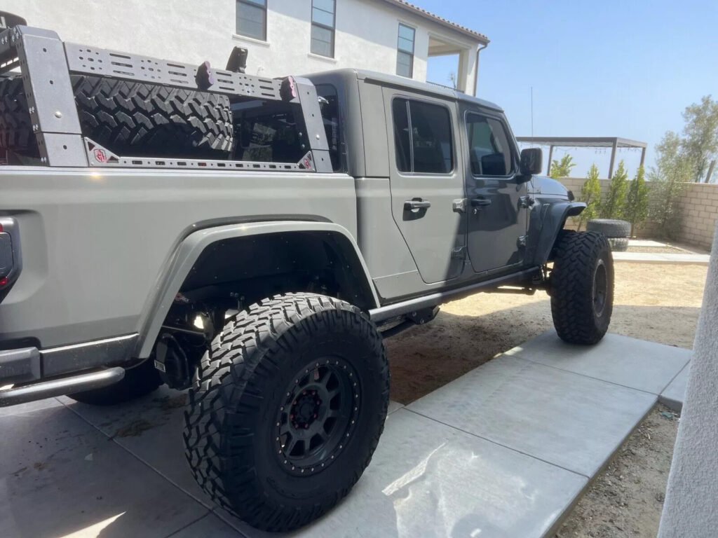 2020 Jeep Gladiator Rubicon–
