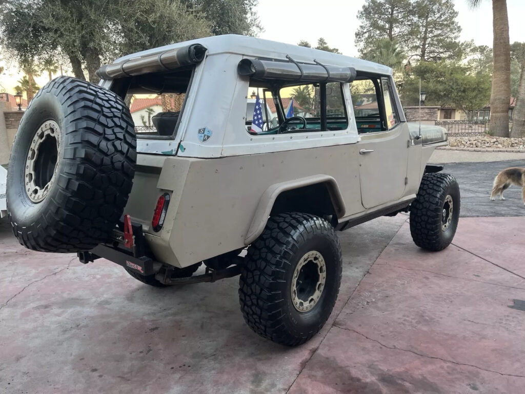 1967 Jeep Commando