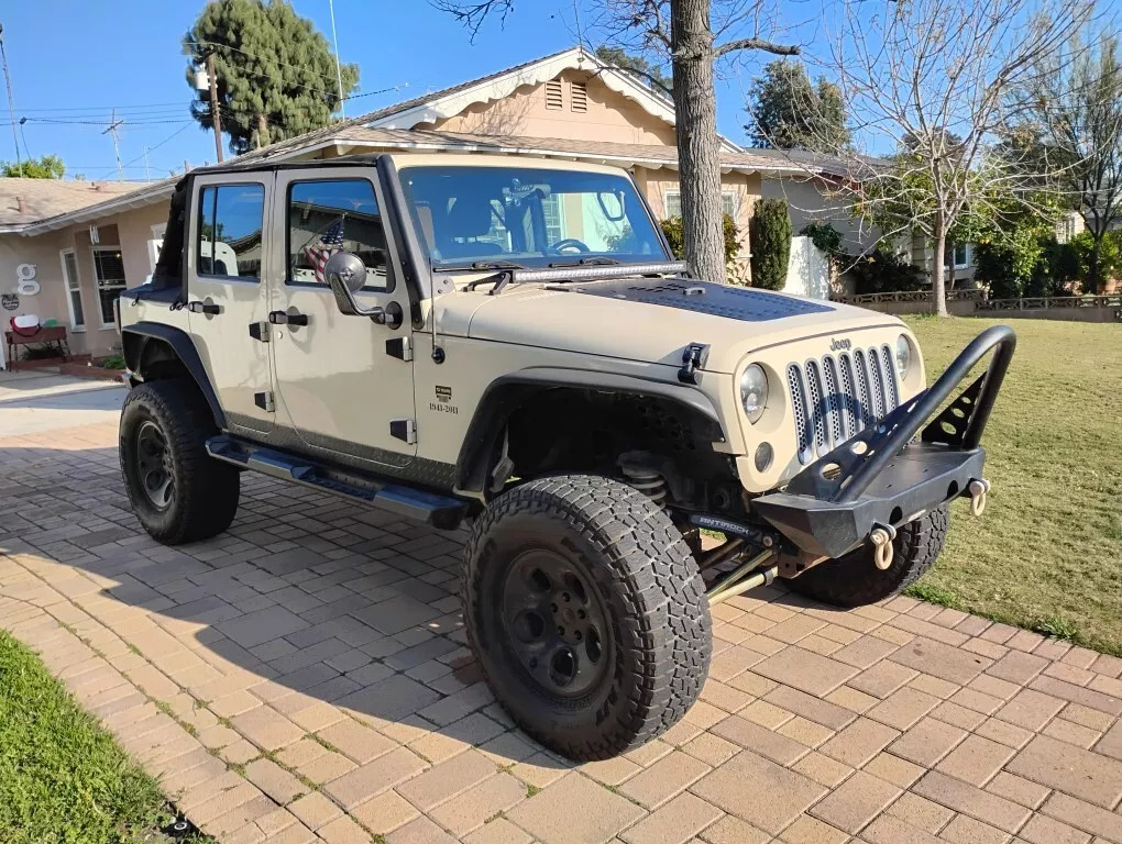 2011 Jeep Wrangler Unlimited Sahara Sport Utility 4D