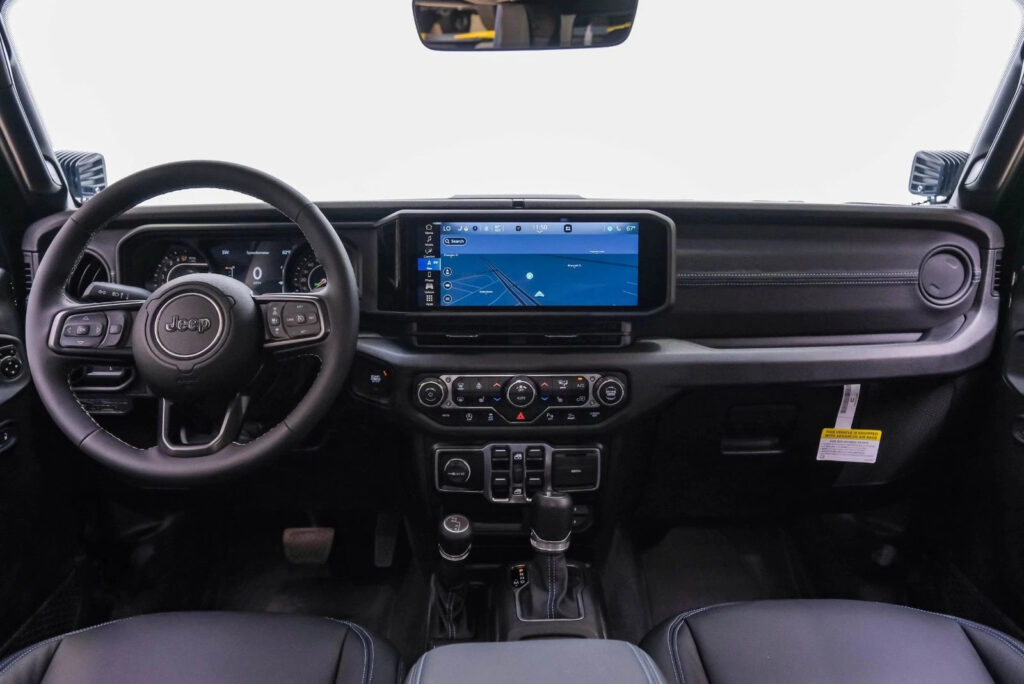 2025 Jeep Gladiator Sport S 4X4 Dupont Kevlar,lifted,bumpers,led’s,nav