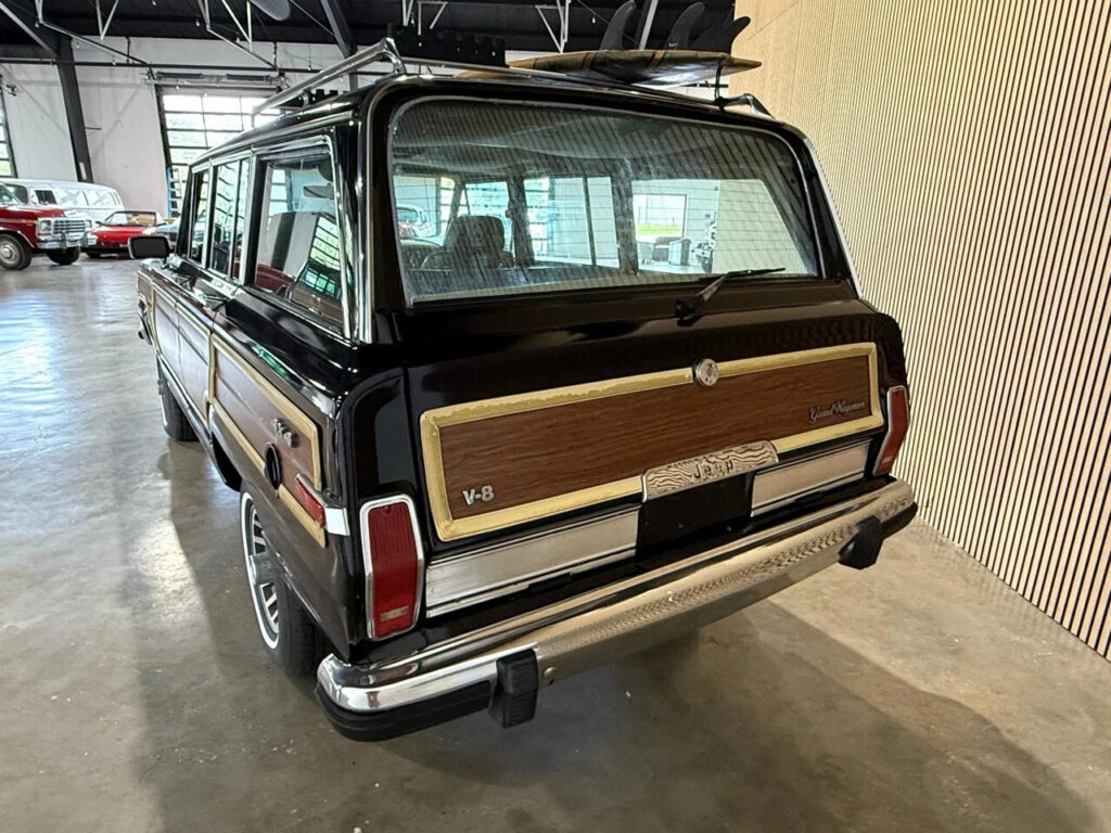1989 Jeep Wagoneer 4WD