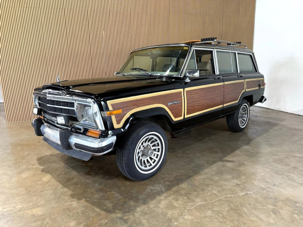1989 Jeep Wagoneer 4WD