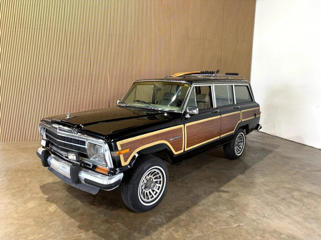 1989 Jeep Wagoneer 4WD