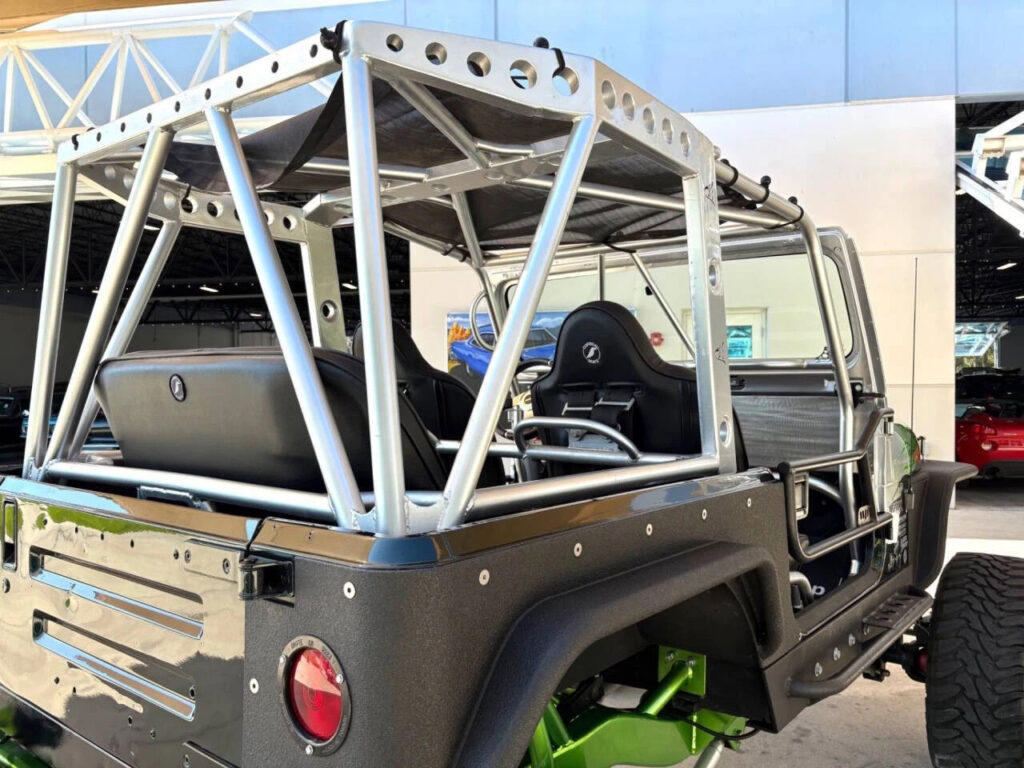 1995 Jeep Wrangler SE  4WD SUV