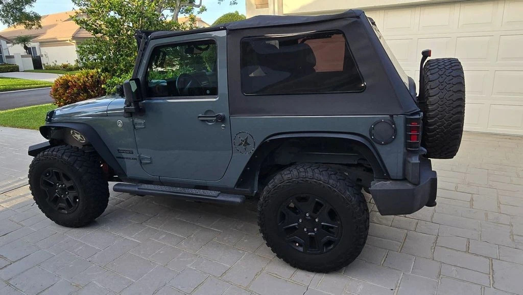 2014 Jeep Wrangler 4WD  Sport