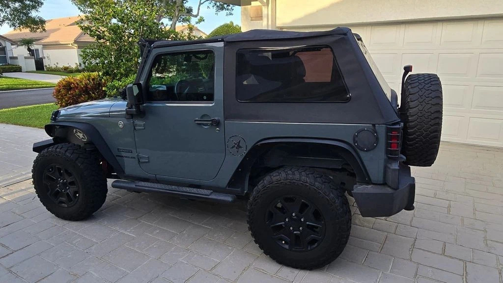 2014 Jeep Wrangler 4WD  Sport