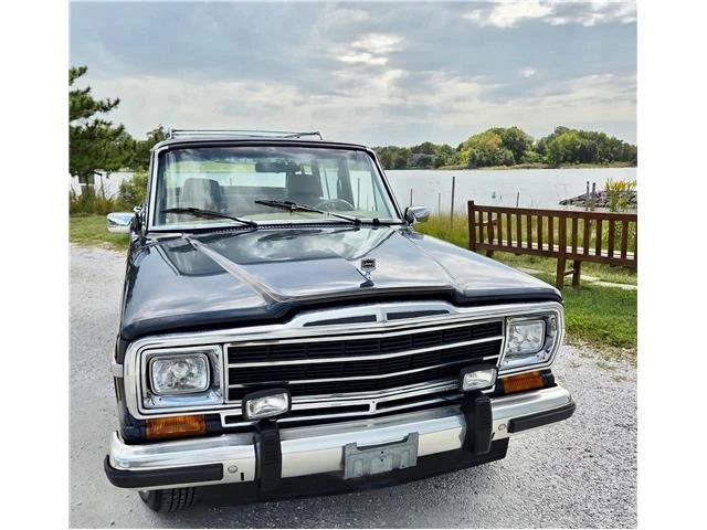 1989 Jeep Wagoneer